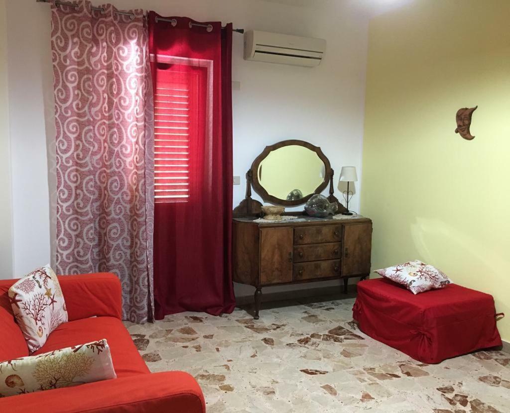 Bed&Breakfast La Casetta SantʼAlessio Siculo Exterior foto