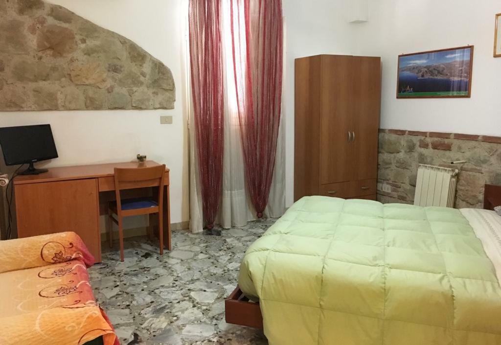 Bed&Breakfast La Casetta SantʼAlessio Siculo Exterior foto